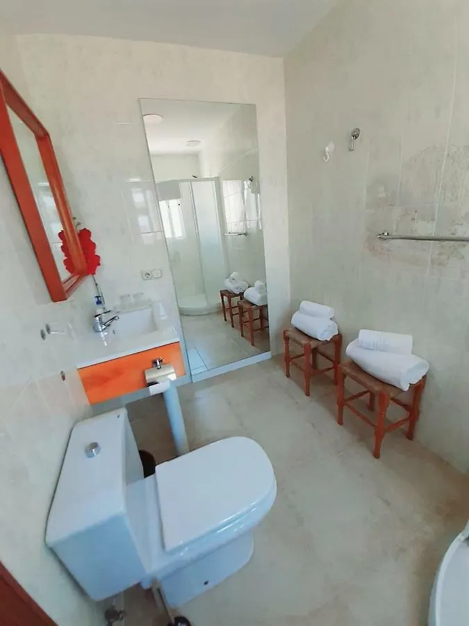 Hostal Kokkola 푸엔히롤라