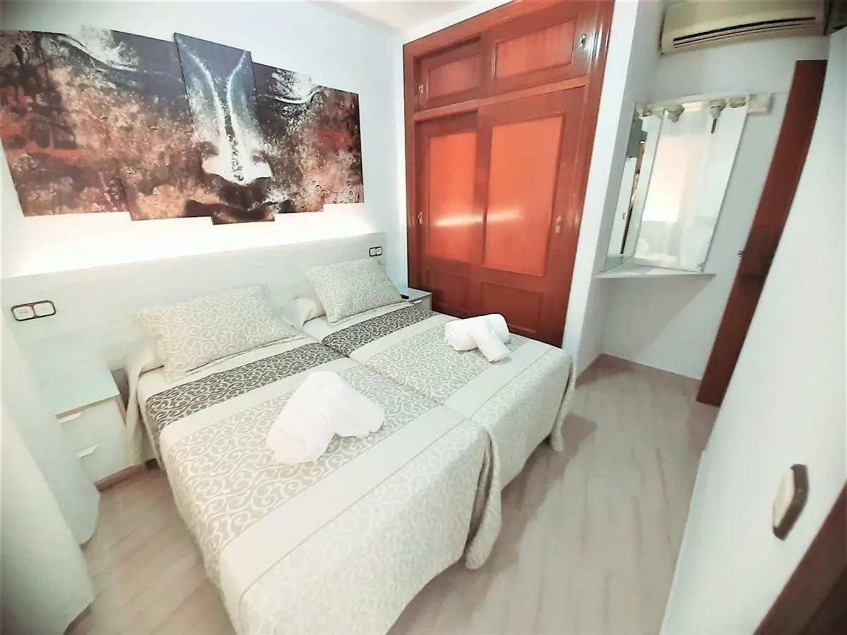 Hostal Kokkola 푸엔히롤라 0*,
