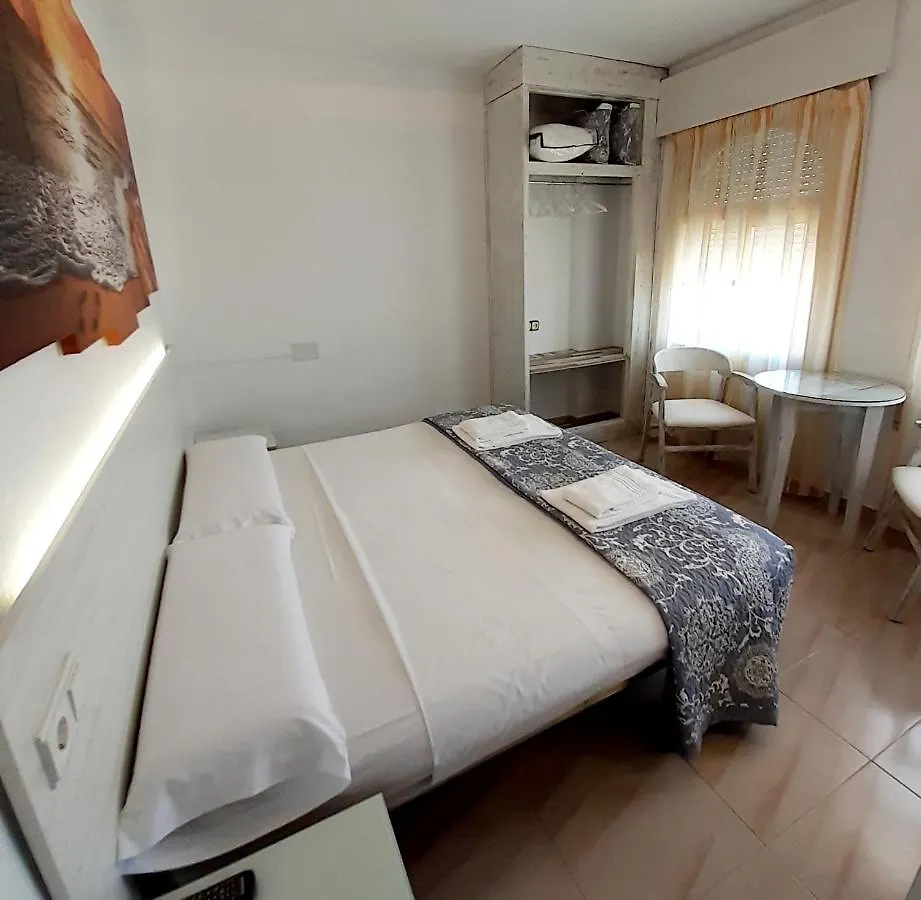 Hostal Kokkola 푸엔히롤라 0*,  스페인